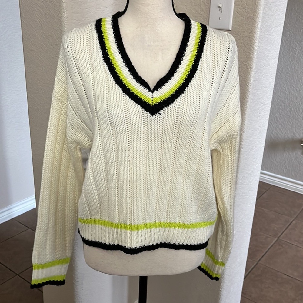 Wild Fable off white chunky sweater Size S